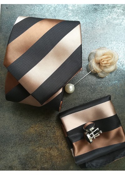 Комплект вратовръзка за младоженец, бутониера, ръкавели и кърпичка в светло кафяво и бежово