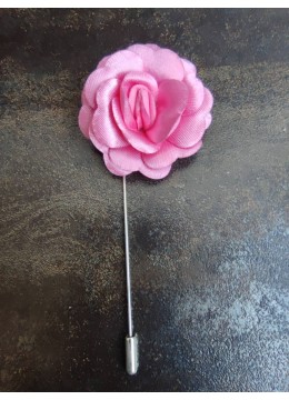 Сатенена ръчно изработена бутониера цвят наситено розово